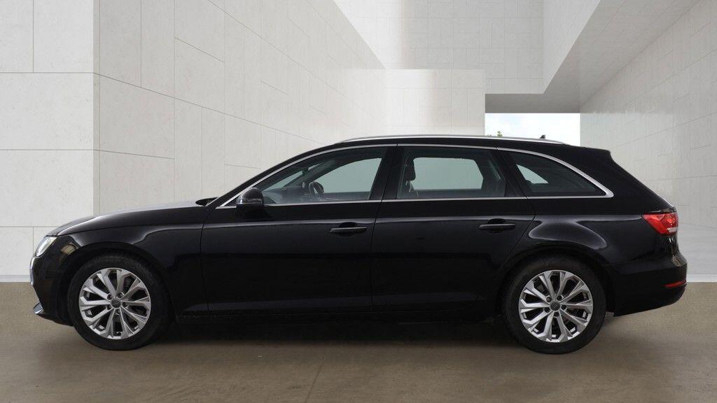 Audi A4 Avant 2017 - Cars