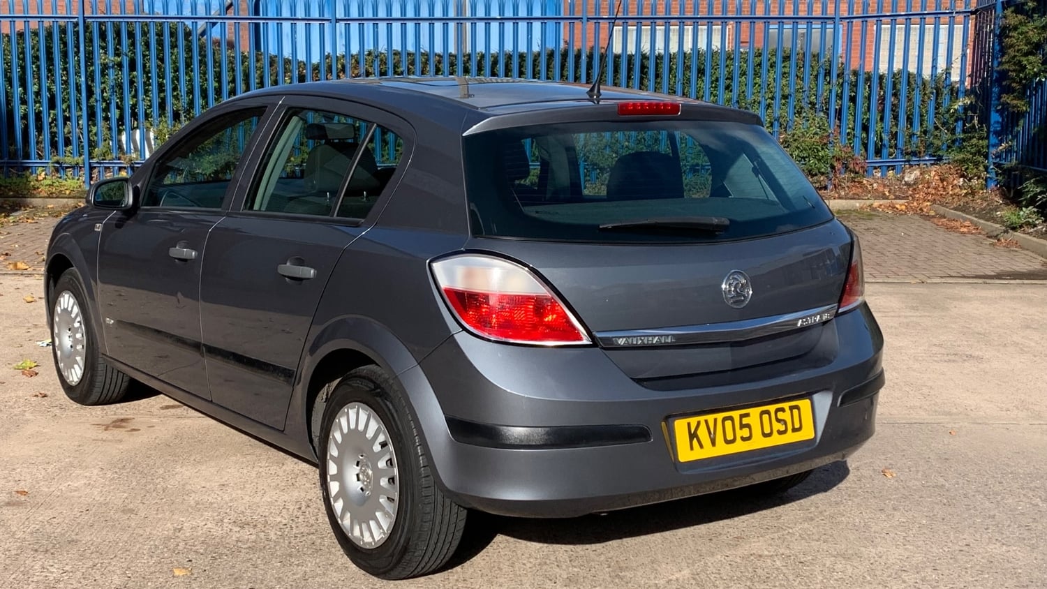 Vauxhall Astra 2005 - Cars
