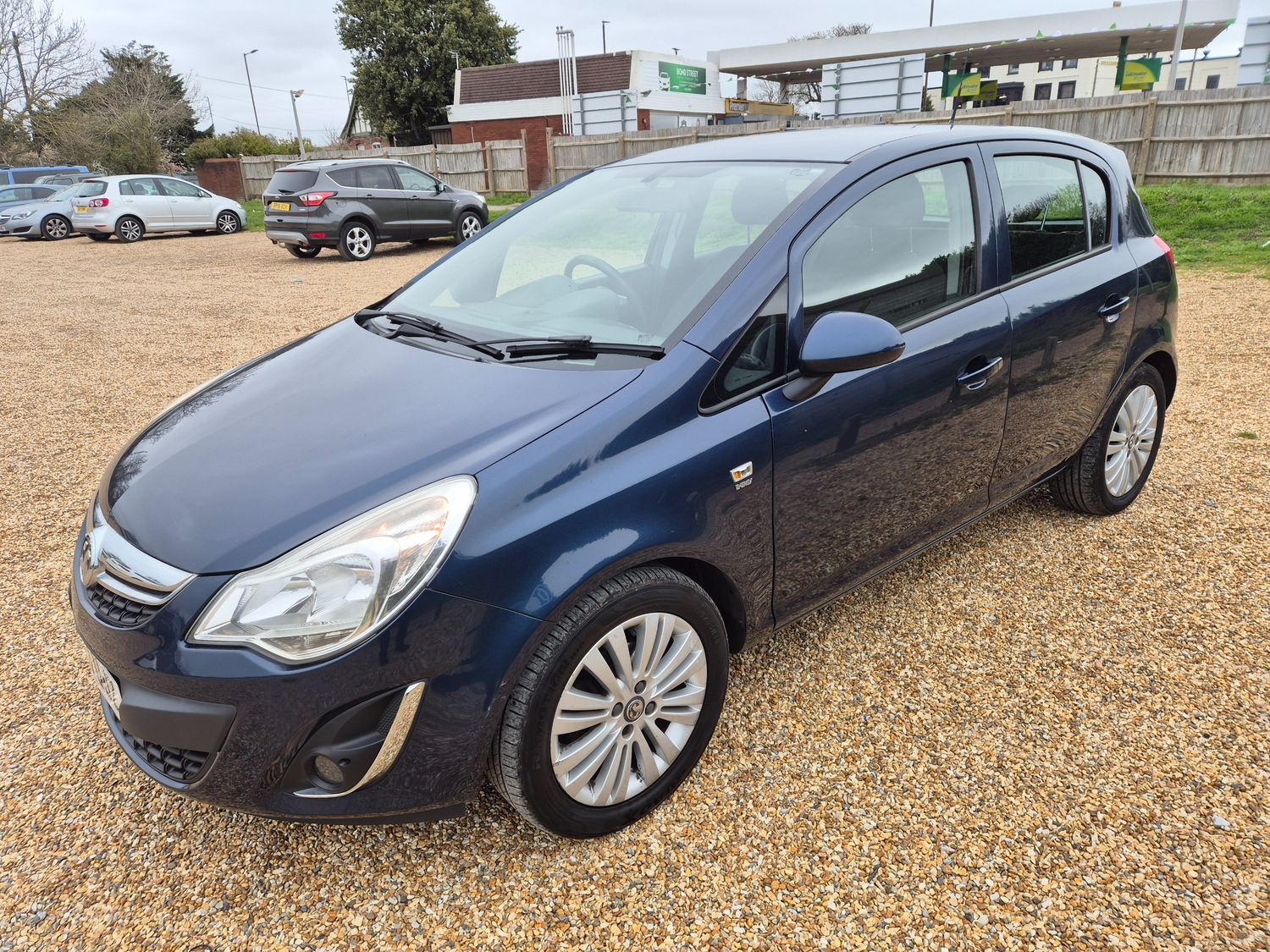 [ berth ]Vauxhall Corsa