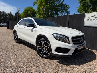 Mercedes-Benz GLA 2015