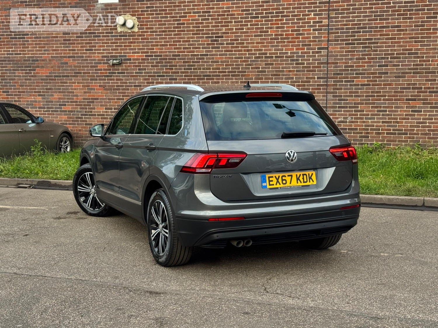 Volkswagen Tiguan 2017 - Cars in Leeds