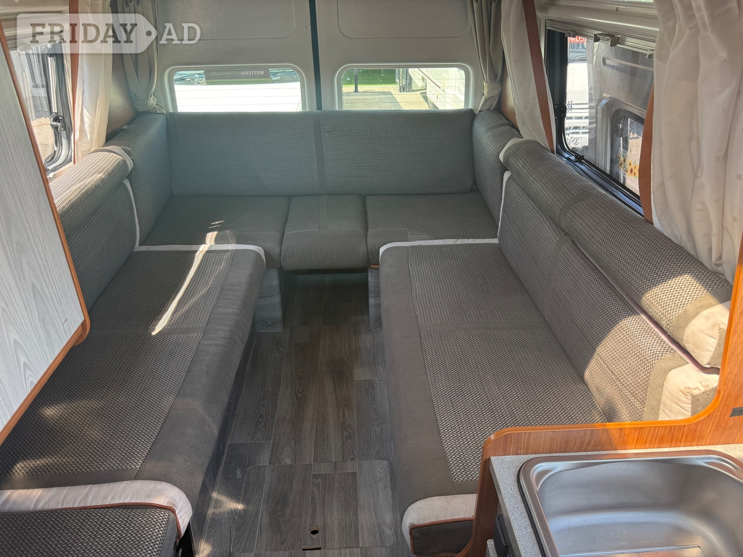 Globecar Trendscout 2013 - Motorhomes & Caravans