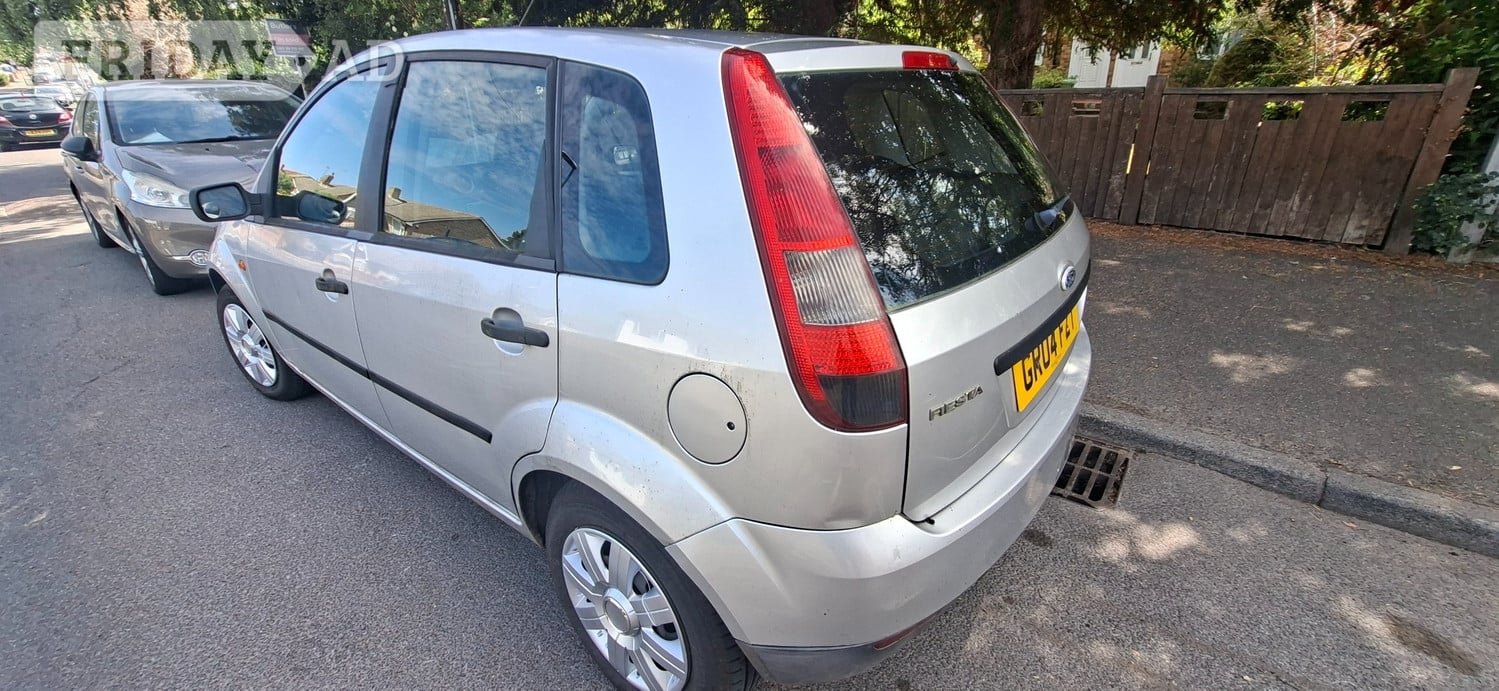 [ berth ]Ford Fiesta
