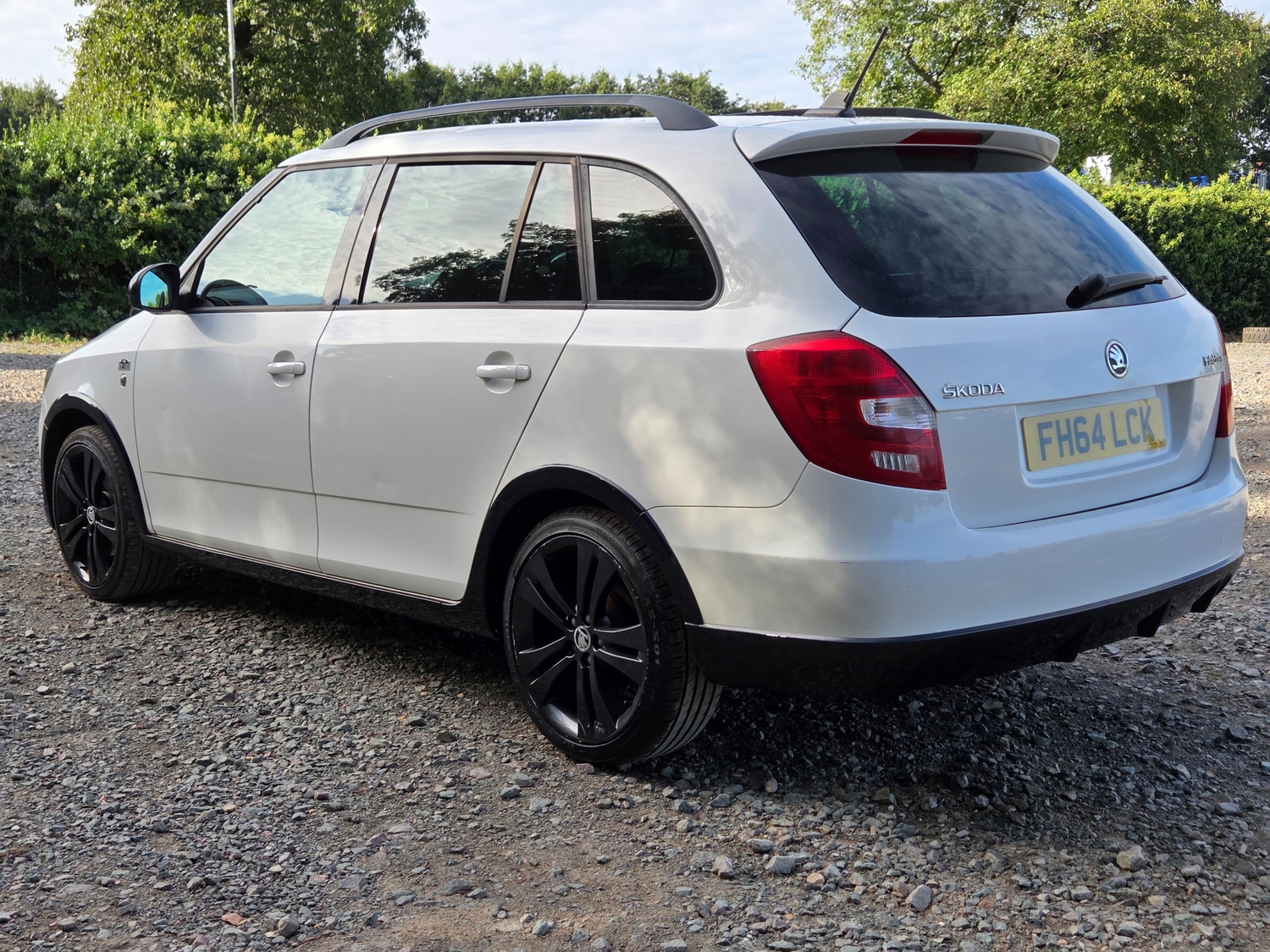 Skoda Fabia 2014 - Cars