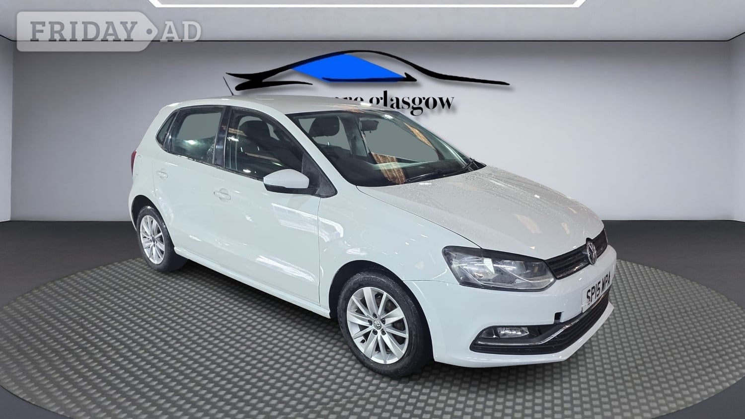 Volkswagen Polo 2015 - Cars