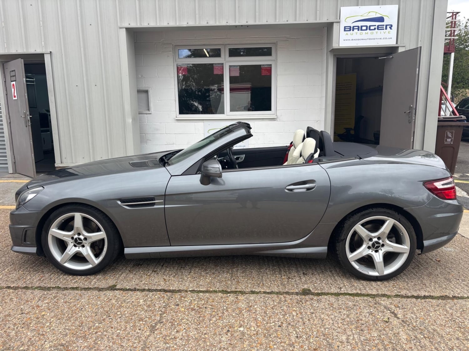 2016 Mercedes-Benz SLK 2.0 SLK200 AMG Sport G-Tronic Euro 6 (s/s) 2dr - Cars in Uckfield