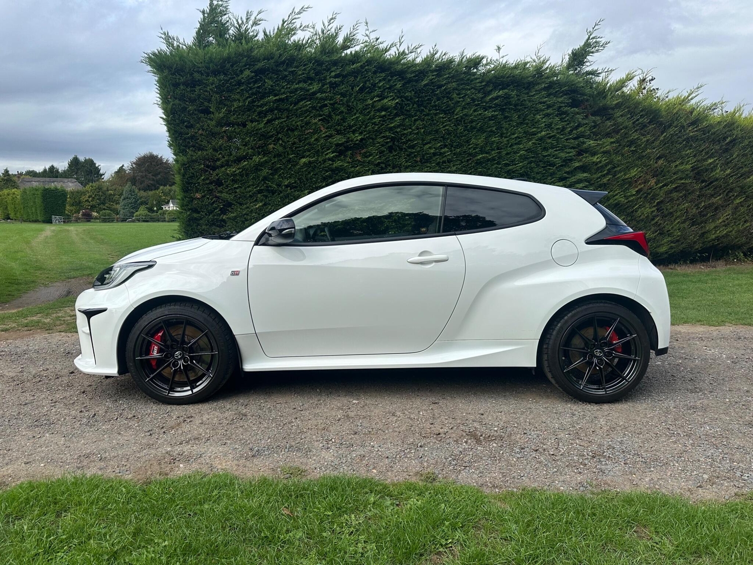 Toyota Yaris 2021 - Cars in Westerham