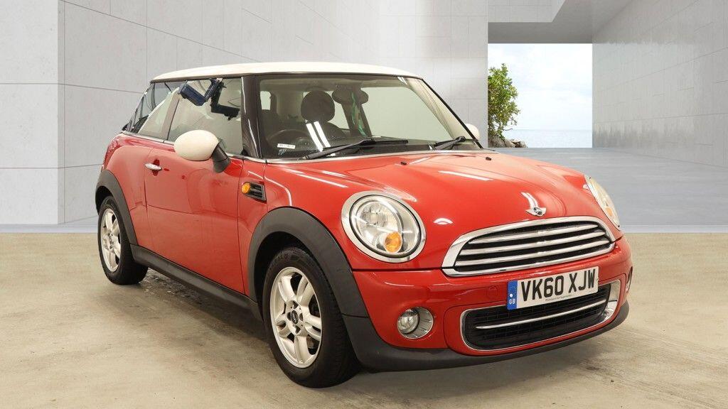 Mini Hatch 2010 in Uxbridge