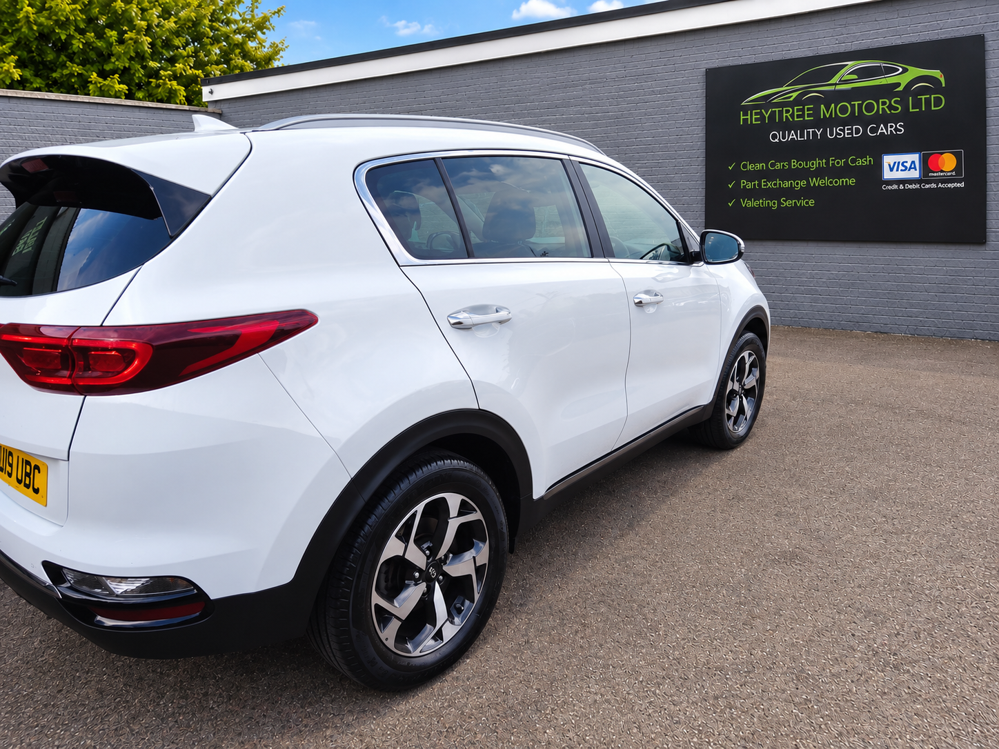 [ berth ]Kia Sportage