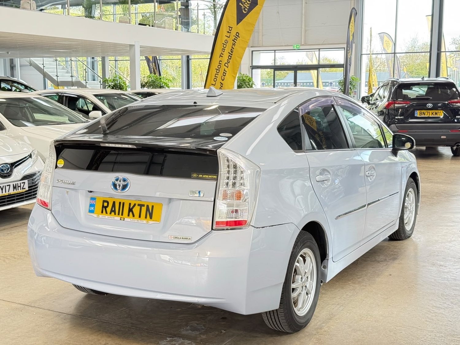[ berth ]Toyota Prius