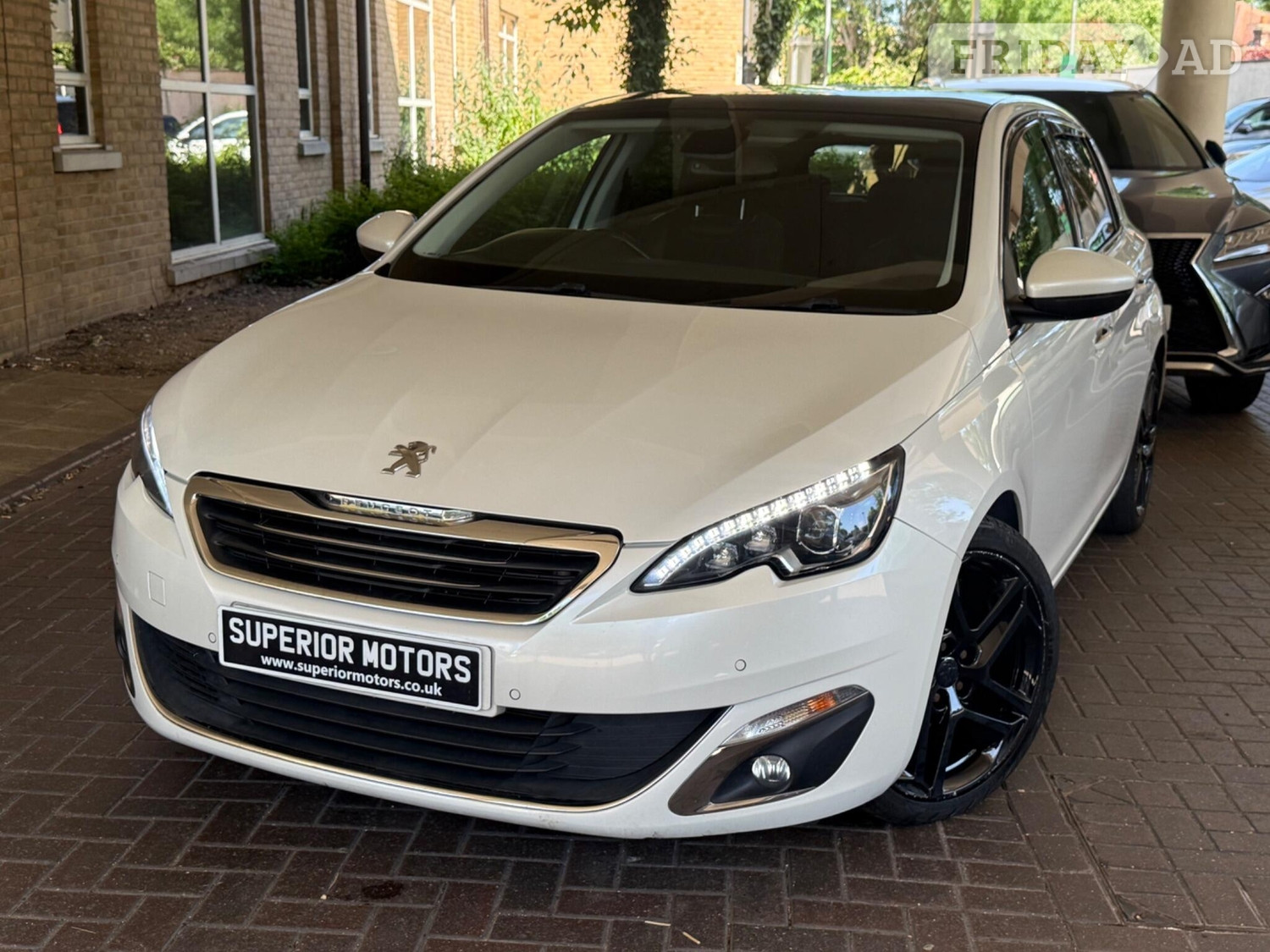 [ berth ]Peugeot 308