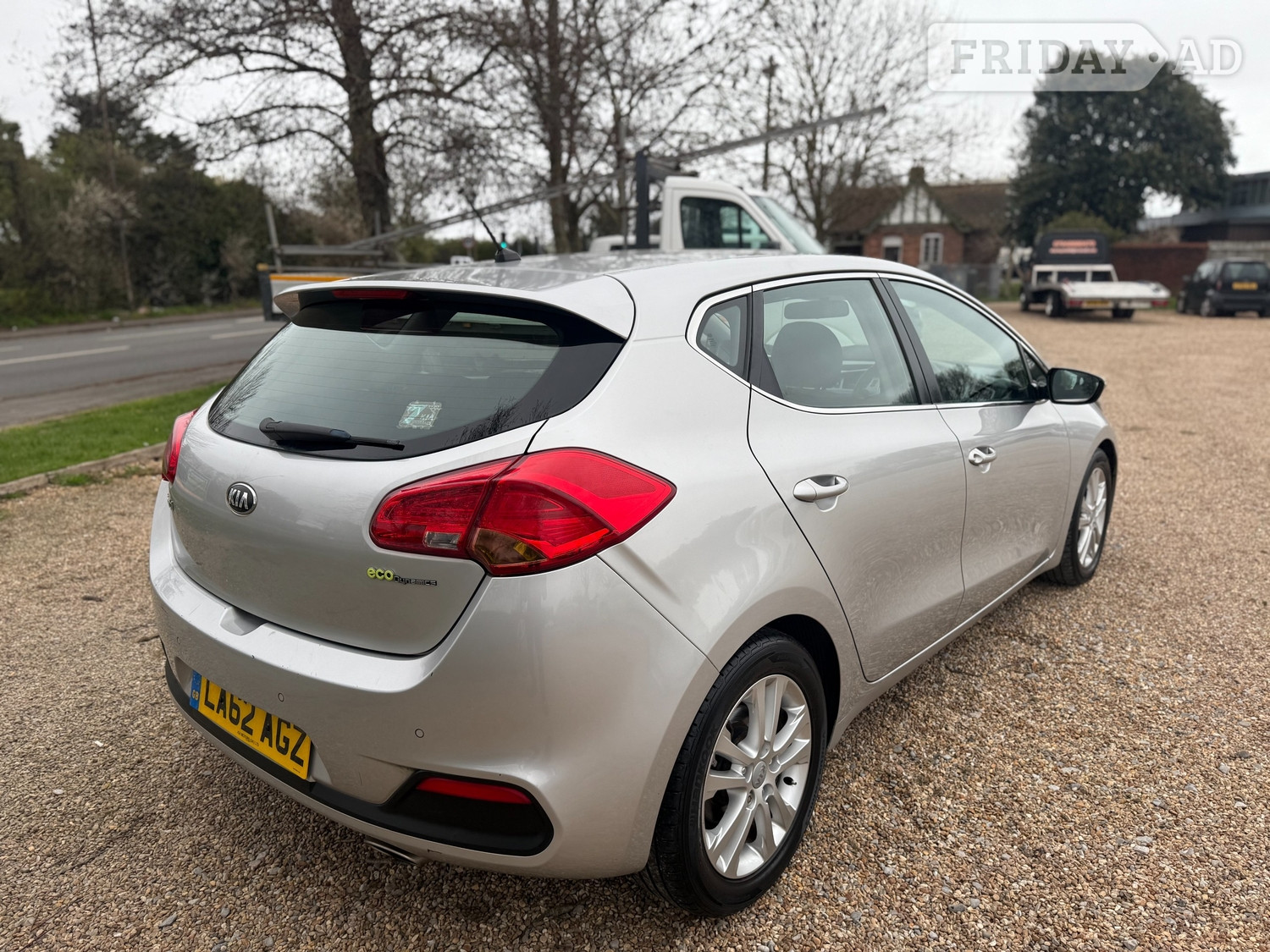[ berth ]Kia Ceed