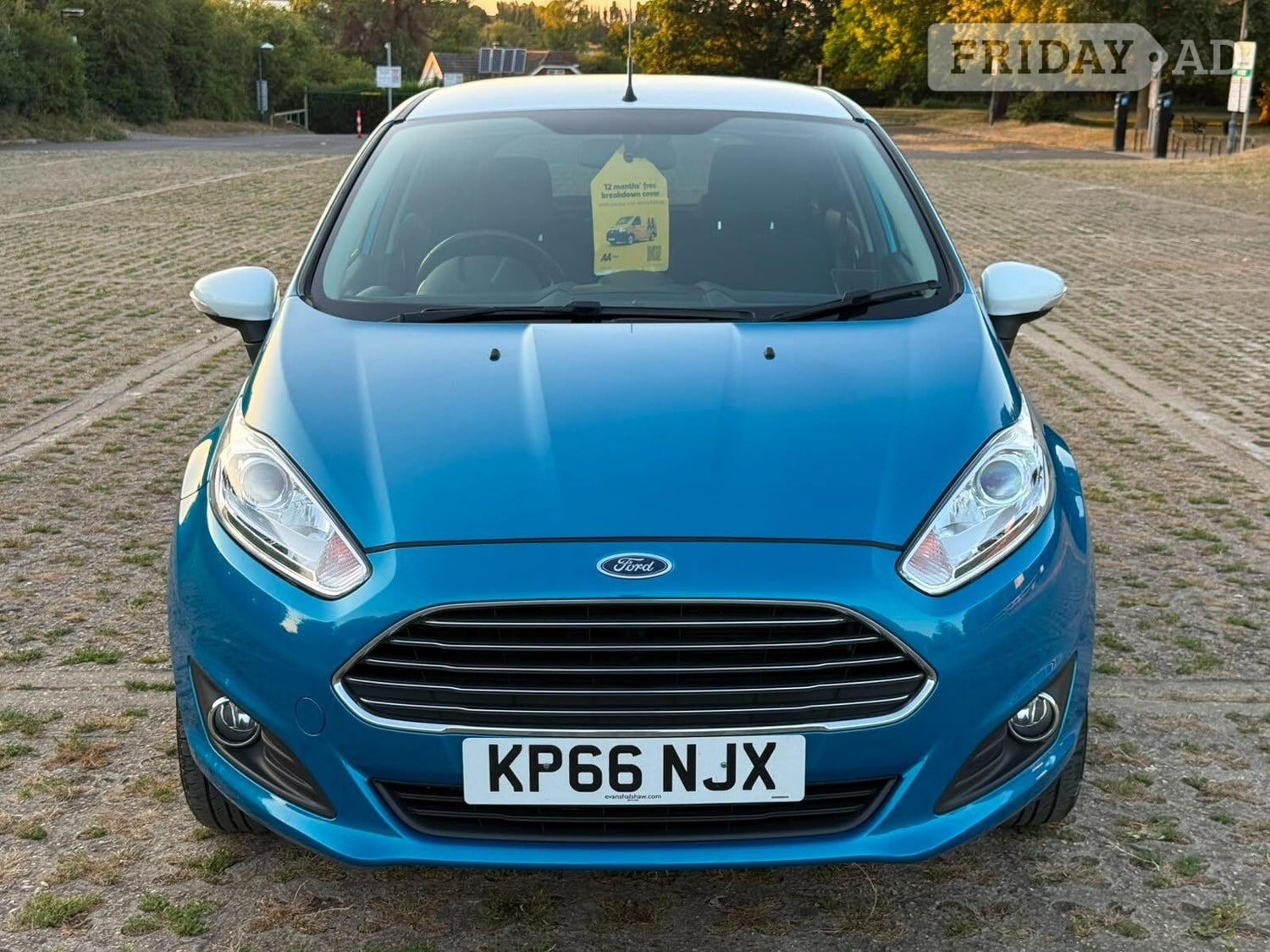 [ berth ]Ford Fiesta