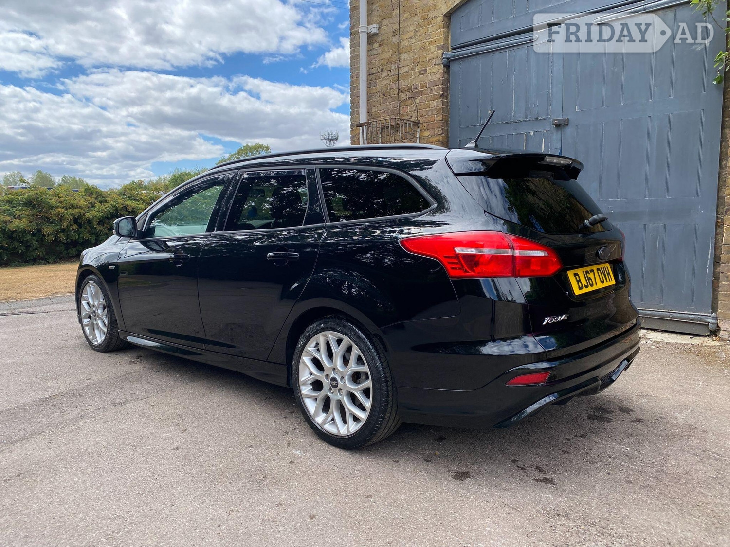 Ford Focus 2017 - Cars in Uxbridge