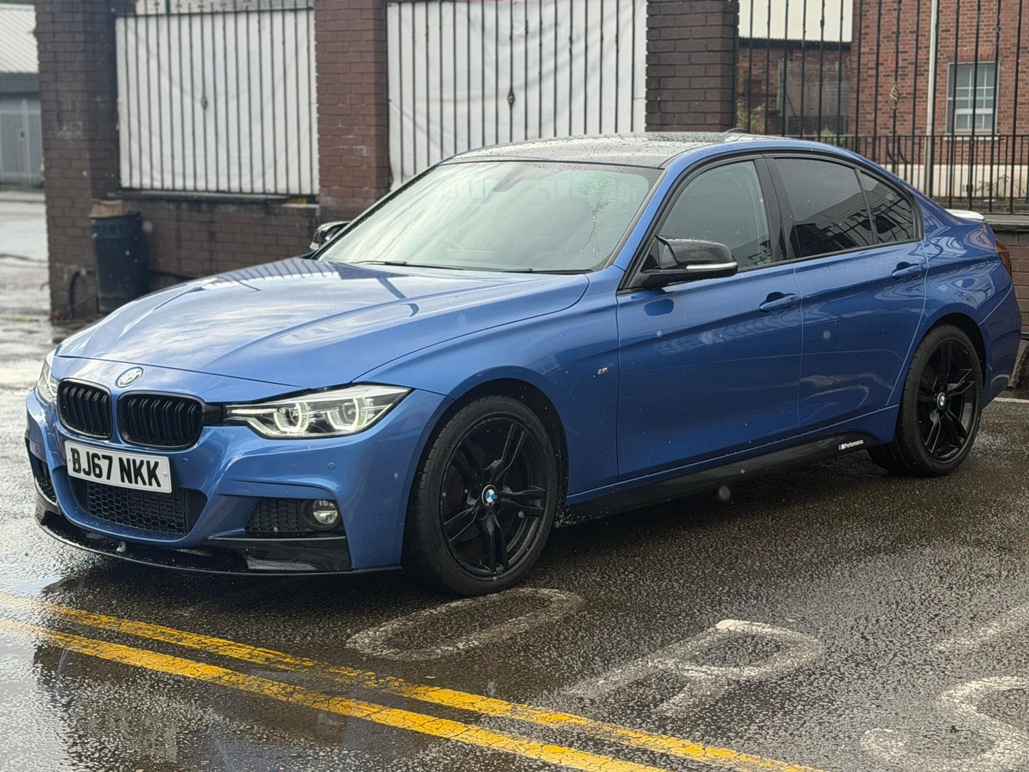 [ berth ]BMW 3 Series