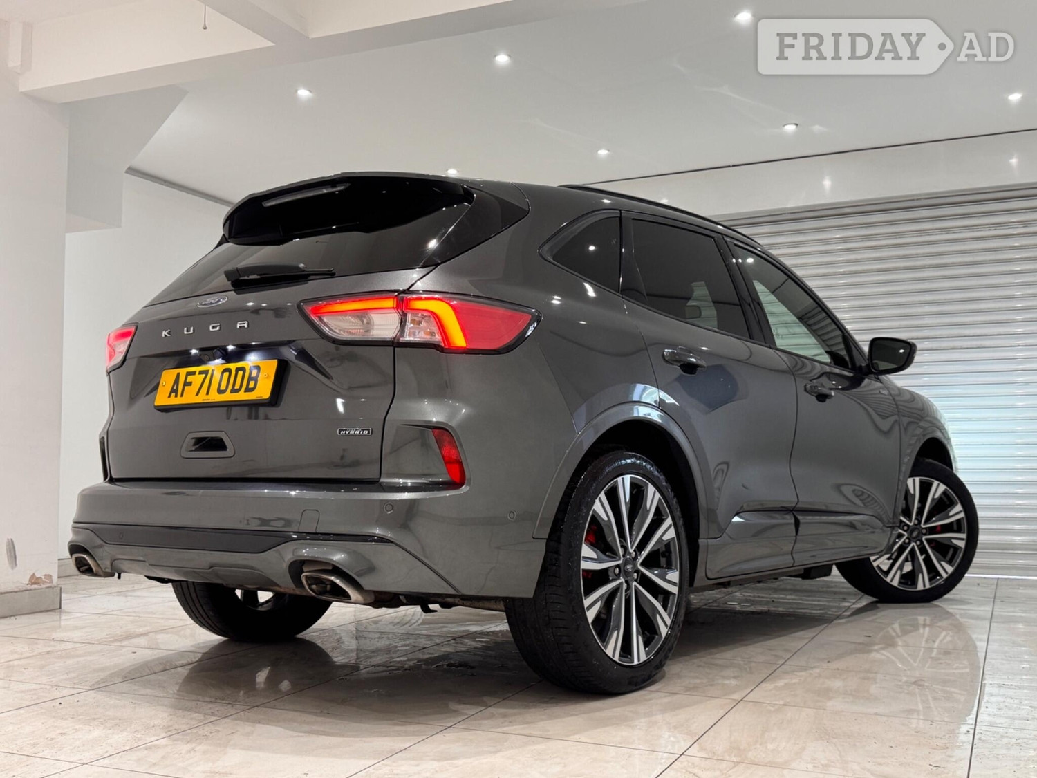 [ berth ]Ford Kuga