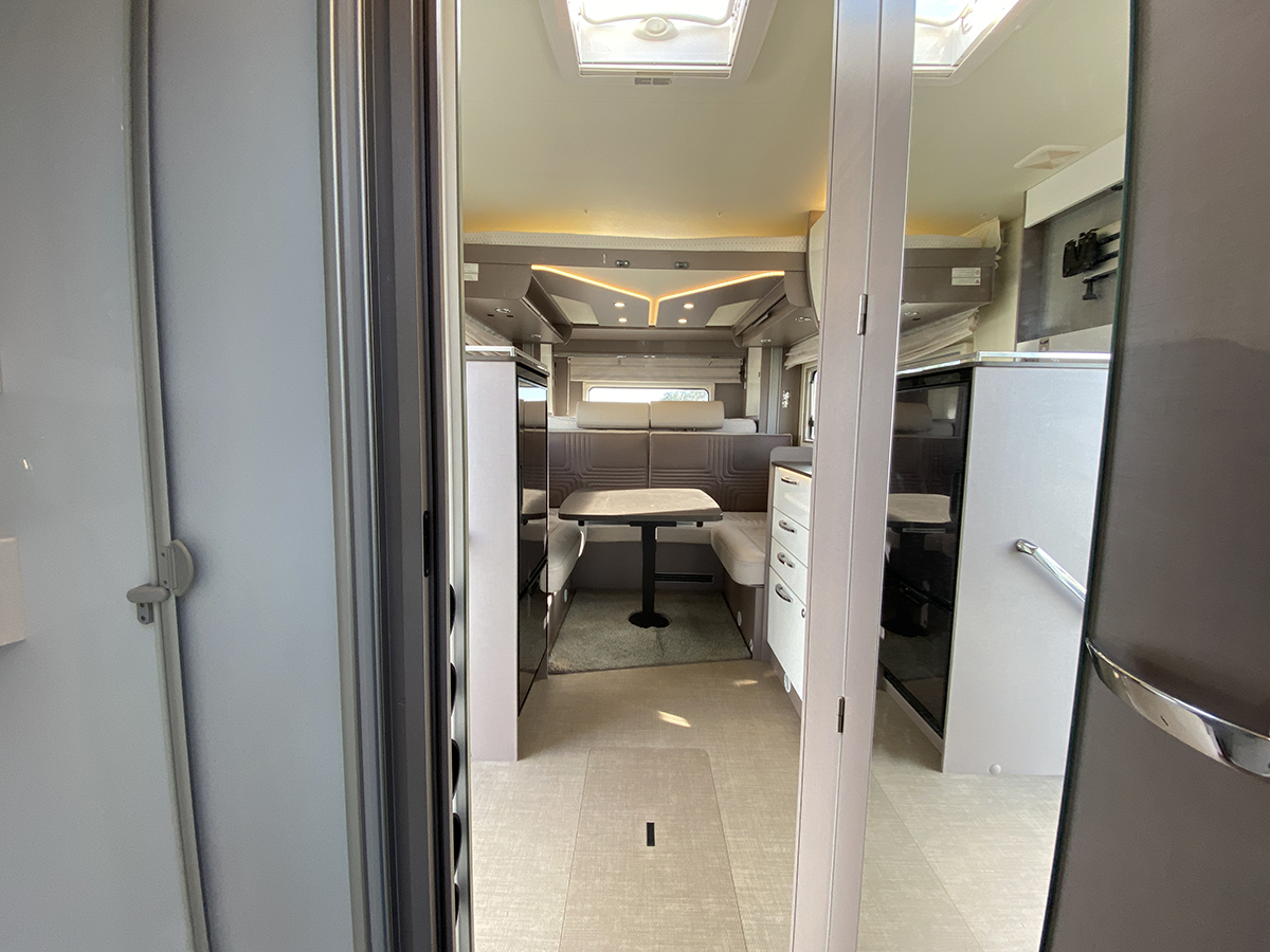 [4 berth ]Burstner Lyseo Harmony 644
