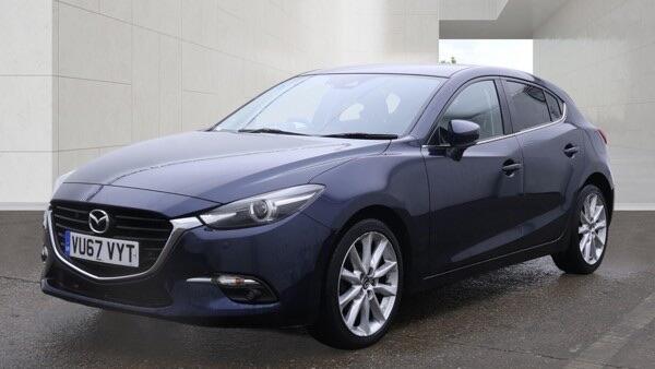Mazda 3 2017 - Cars in Wantage