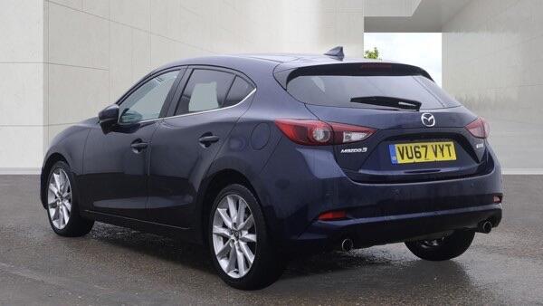 Mazda 3 2017 - Cars