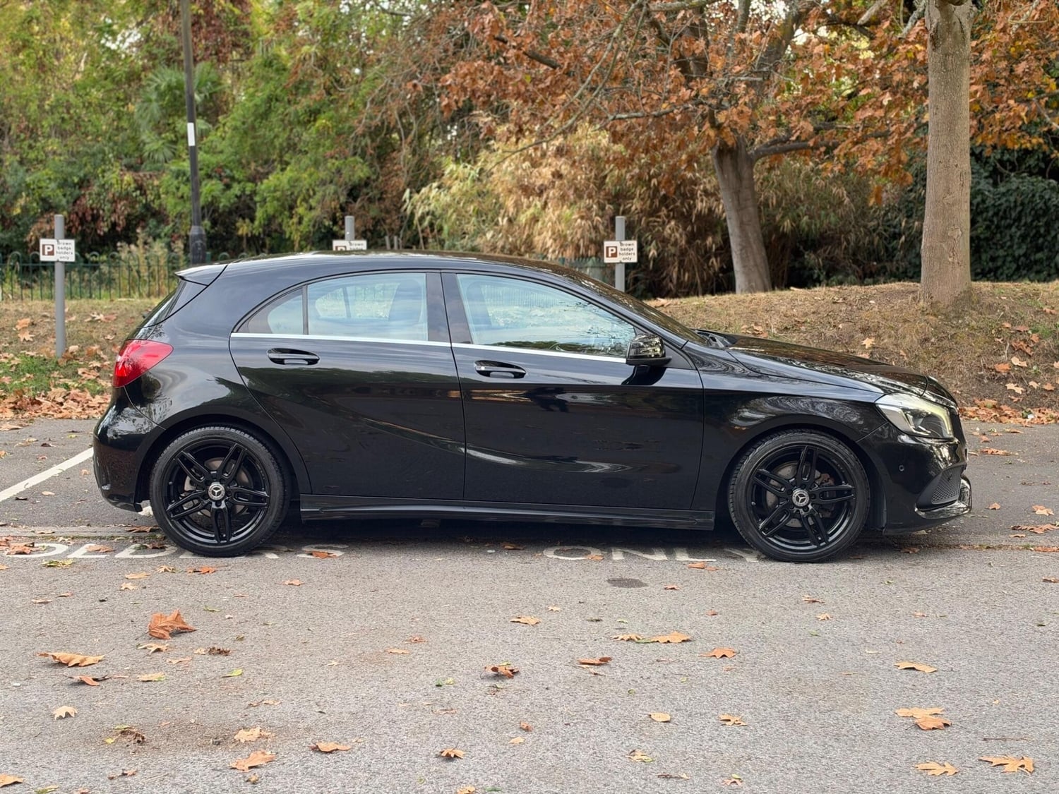 [ berth ]Mercedes-Benz A Class