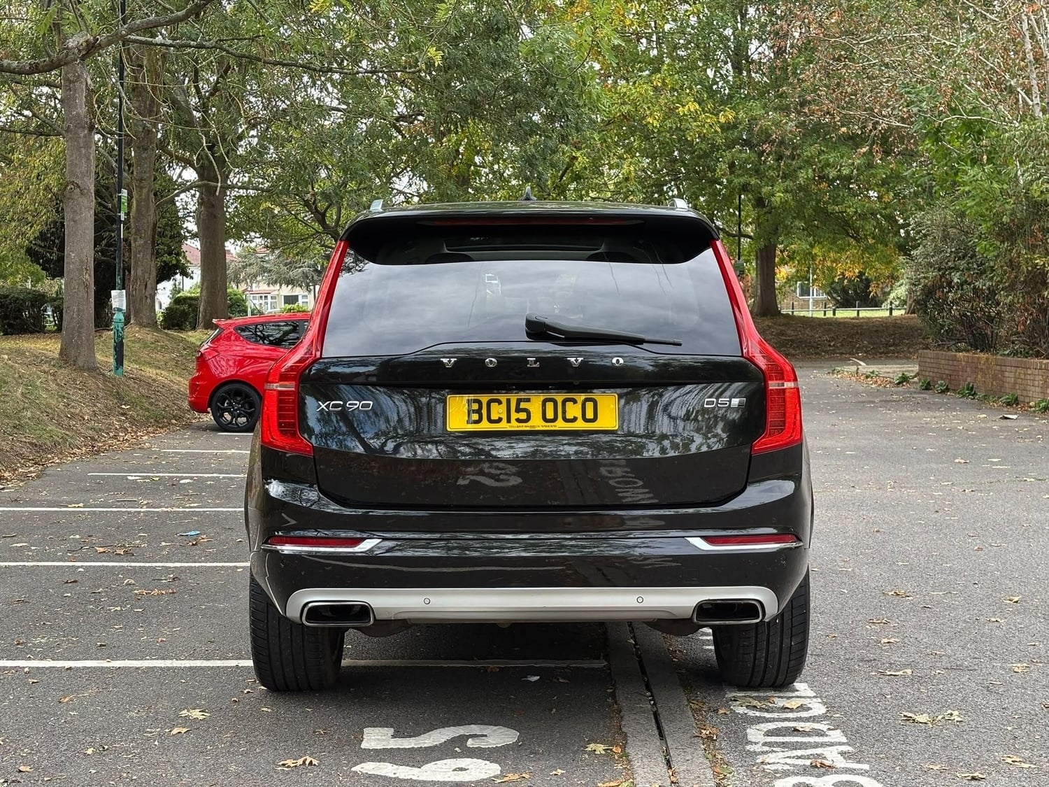 Volvo XC90 2015 - Cars in Uxbridge