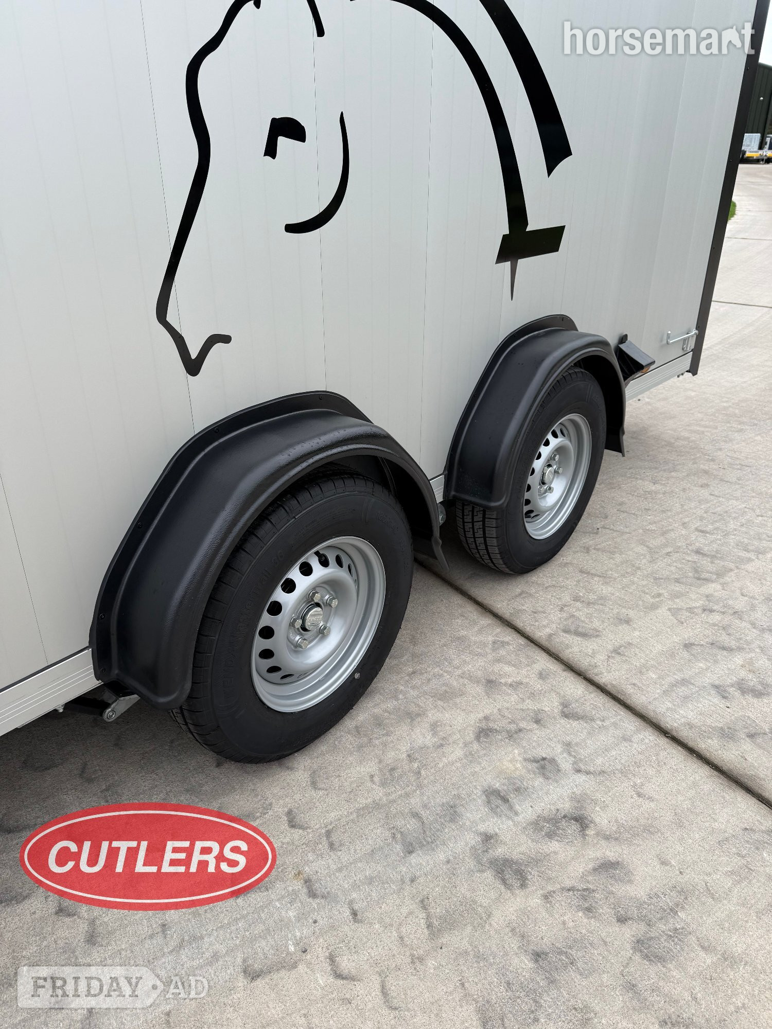 Cheval Liberte Maxi Living Signature  Horse Trailer - Trailers & Horseboxes in Yoxall