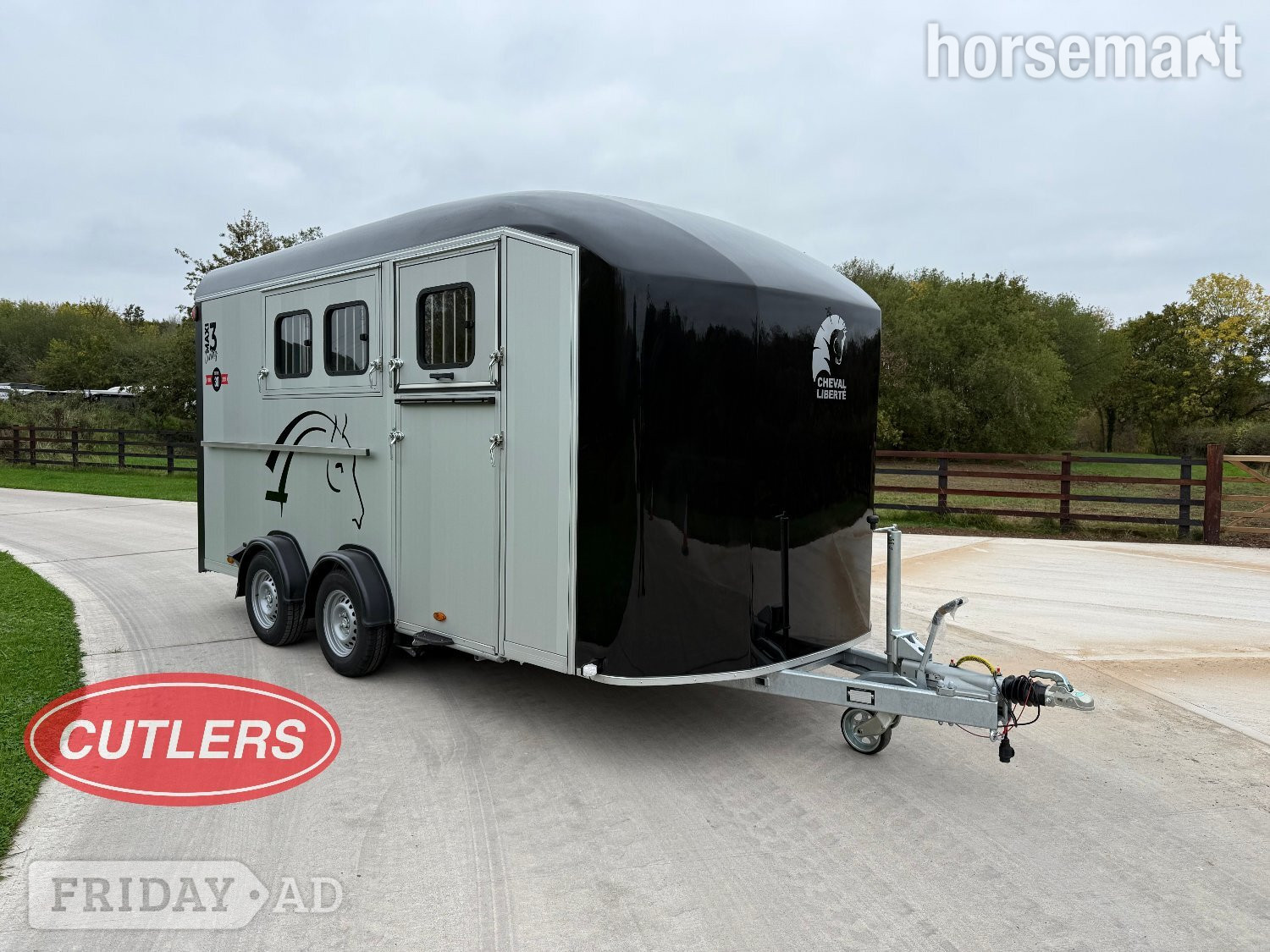 Cheval Liberte Maxi Living Signature  Horse Trailer in Yoxall