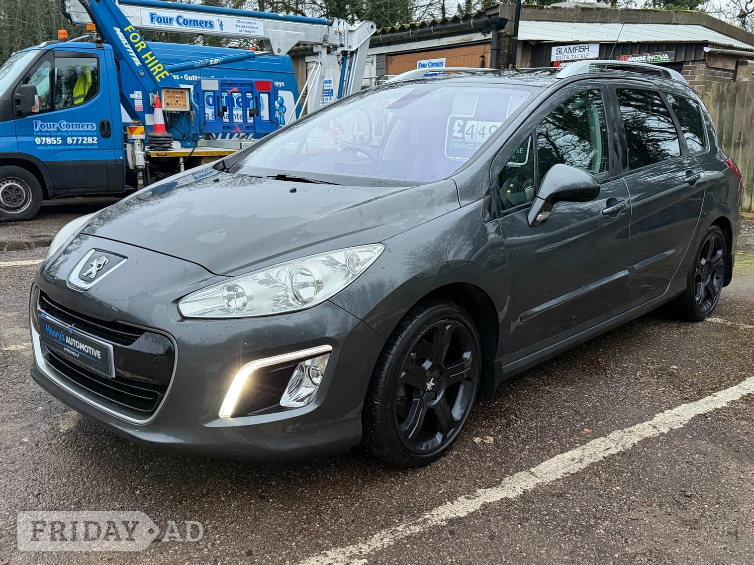[ berth ]Peugeot 308 SW