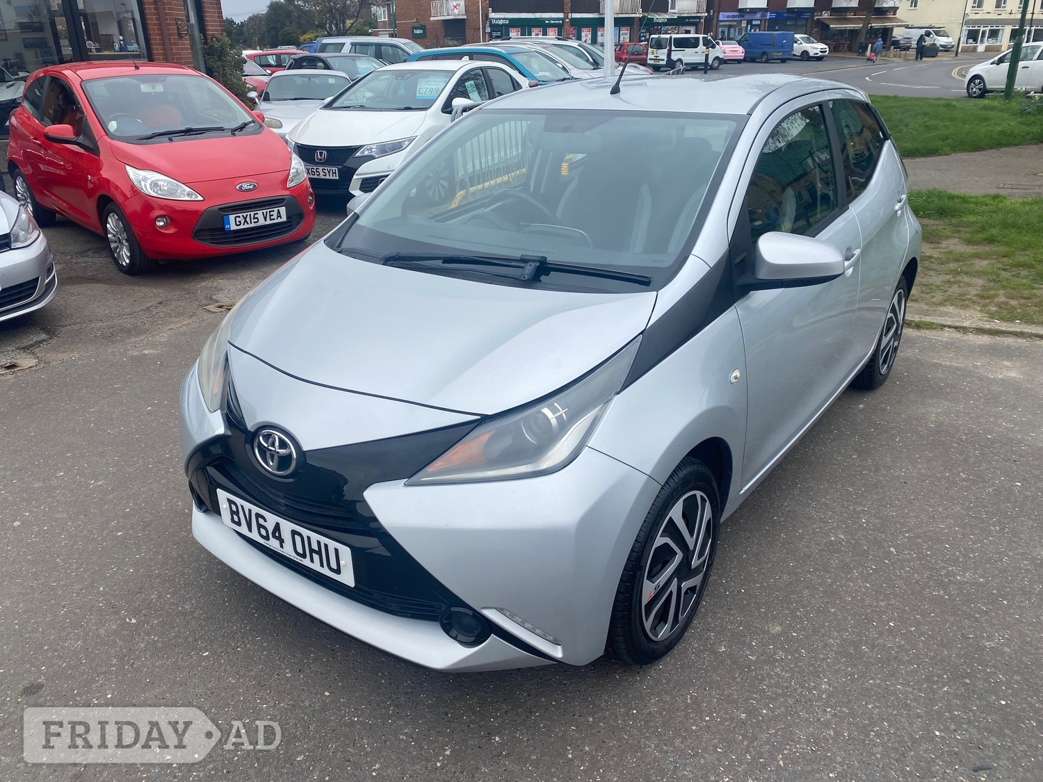 Toyota Aygo 2015 in Lancing