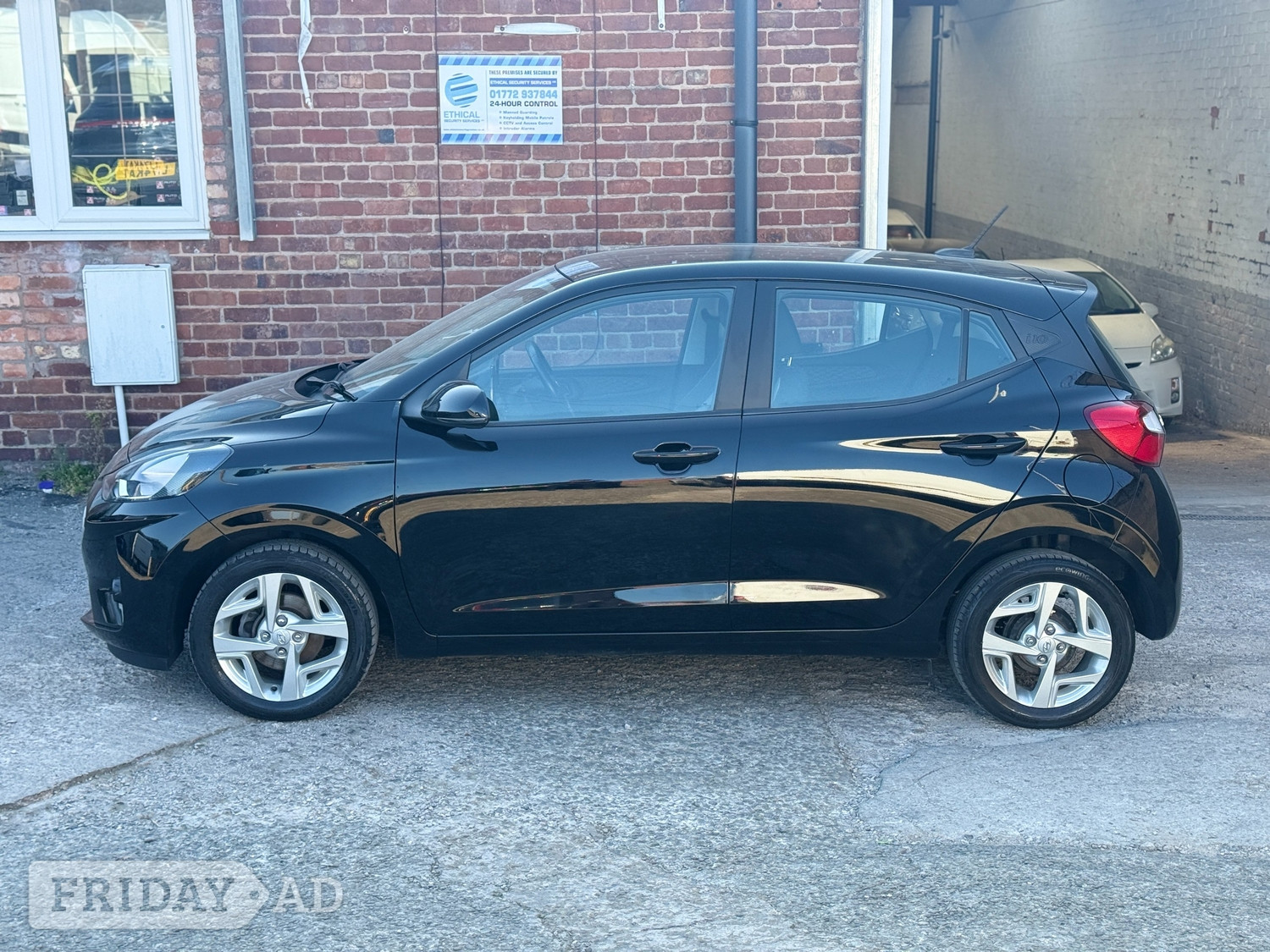 Hyundai i10 2023 - Cars in Preston