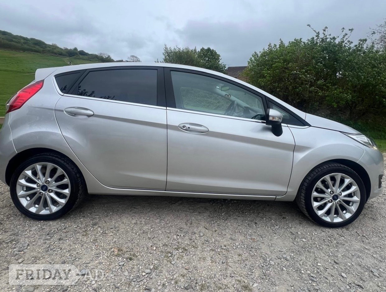 Ford Fiesta 2015 - Cars in Shoreham-By-Sea