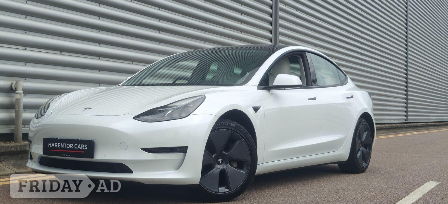 Tesla Model 3 St. Albans