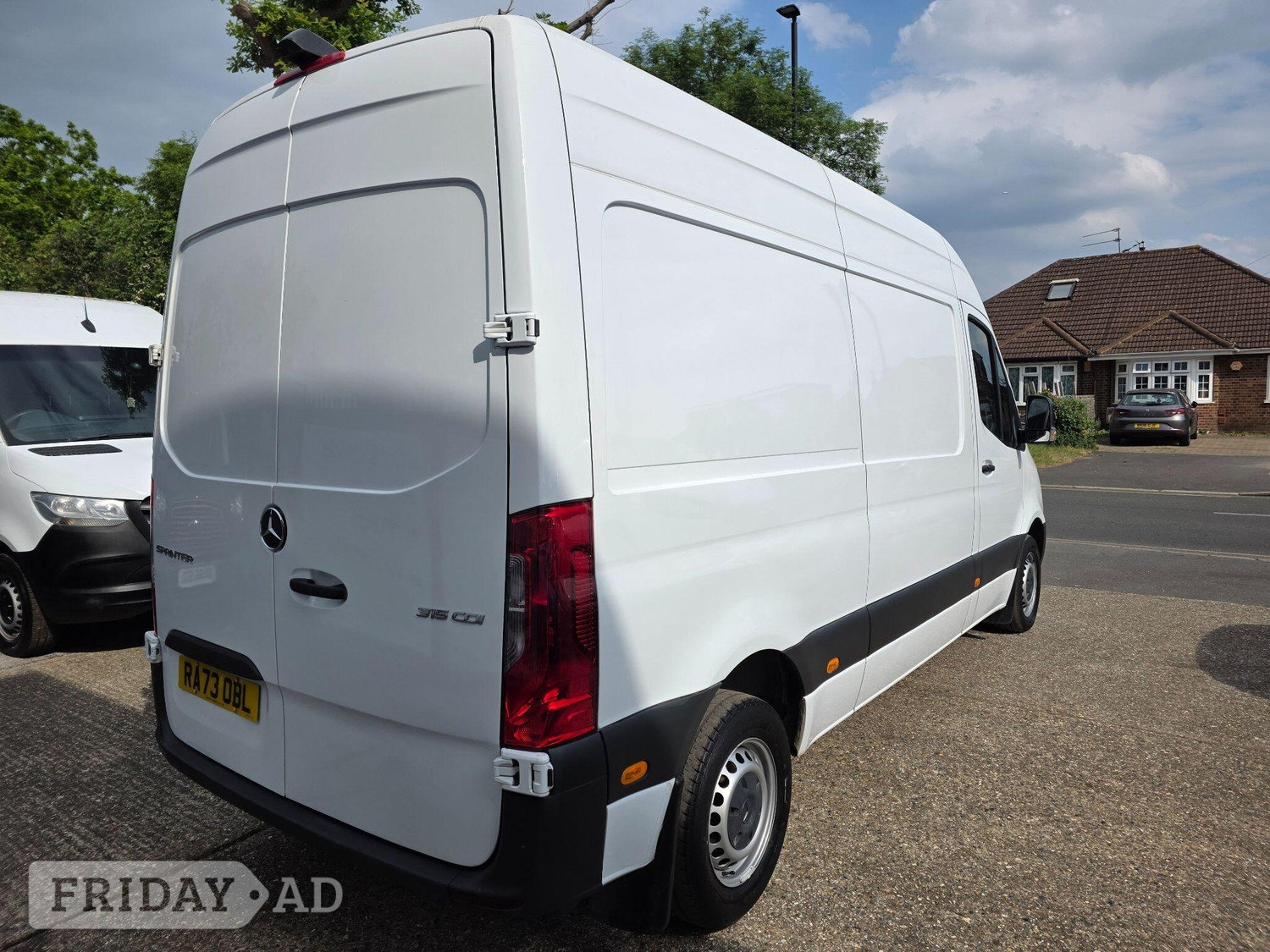 [ berth ]Mercedes-Benz Sprinter