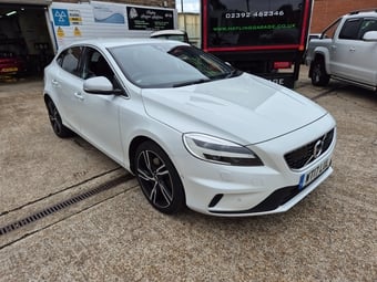Volvo V40 2017