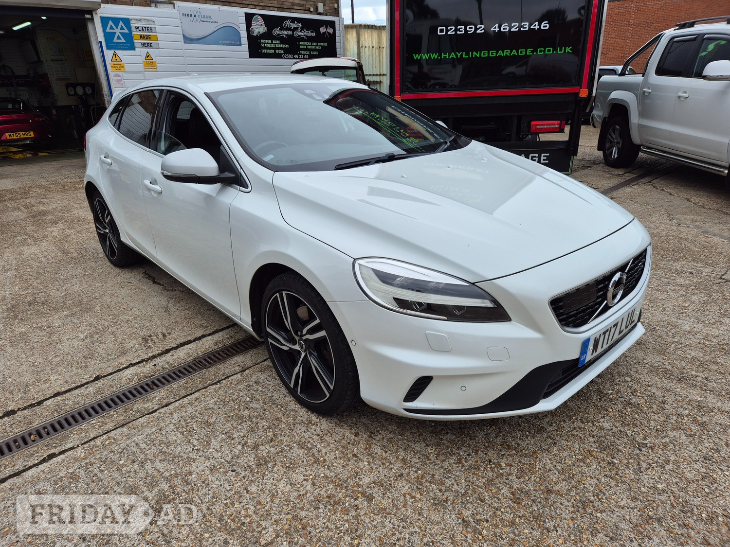Volvo V40 2017 in Hayling Island