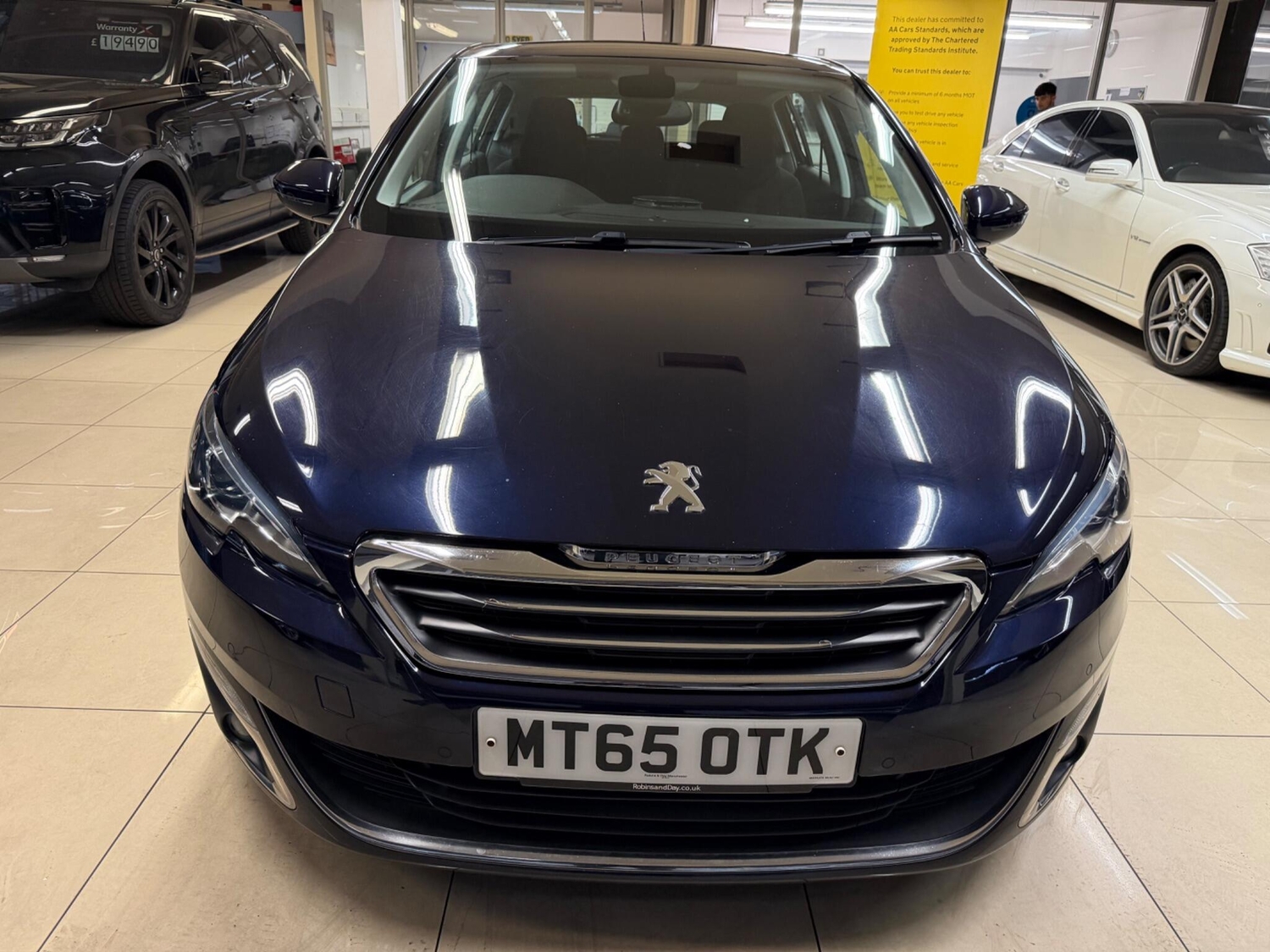 [ berth ]Peugeot 308