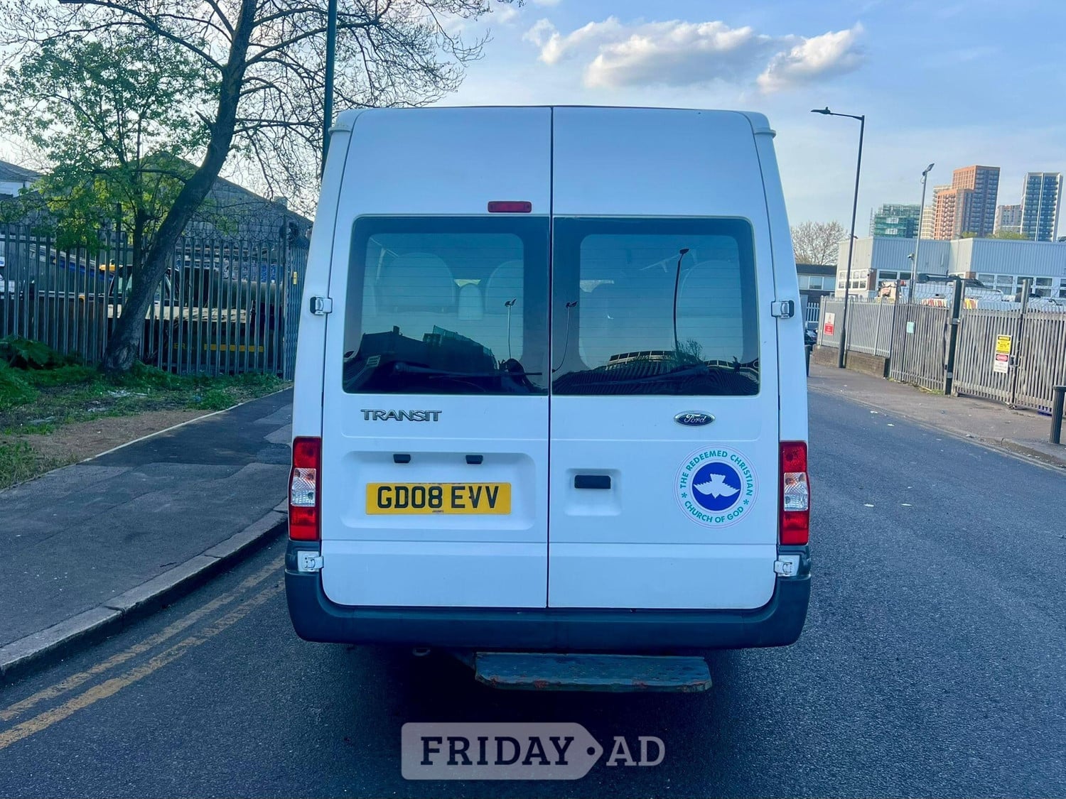 [ berth ]Ford Transit