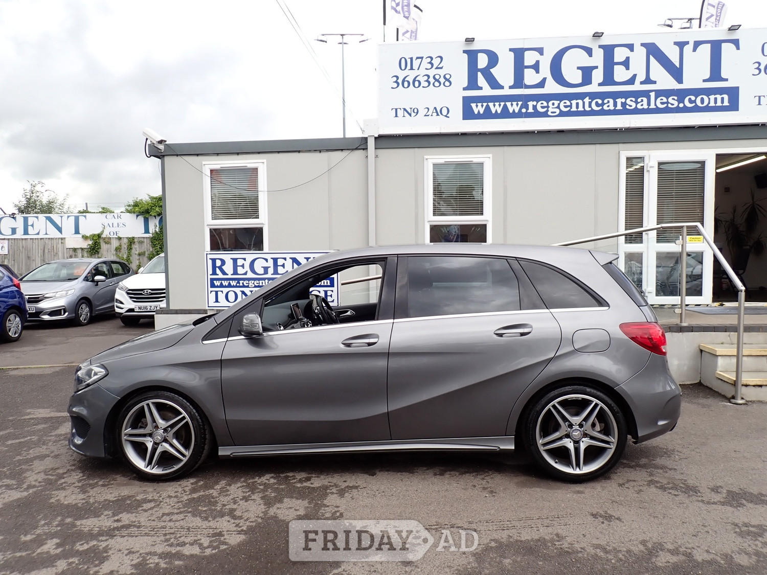 Mercedes-Benz B Class 2015 - Cars