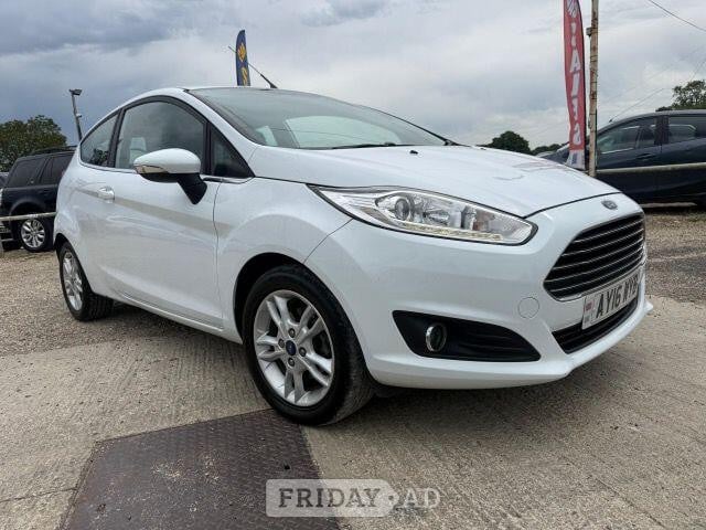 Ford Fiesta 2016 in Burford