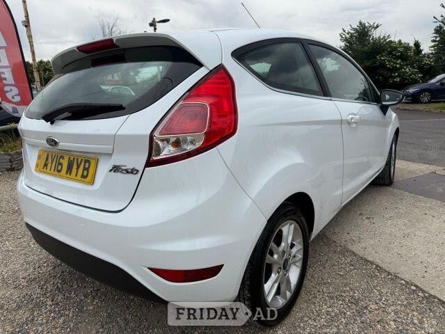 Ford Fiesta 2016 - Cars