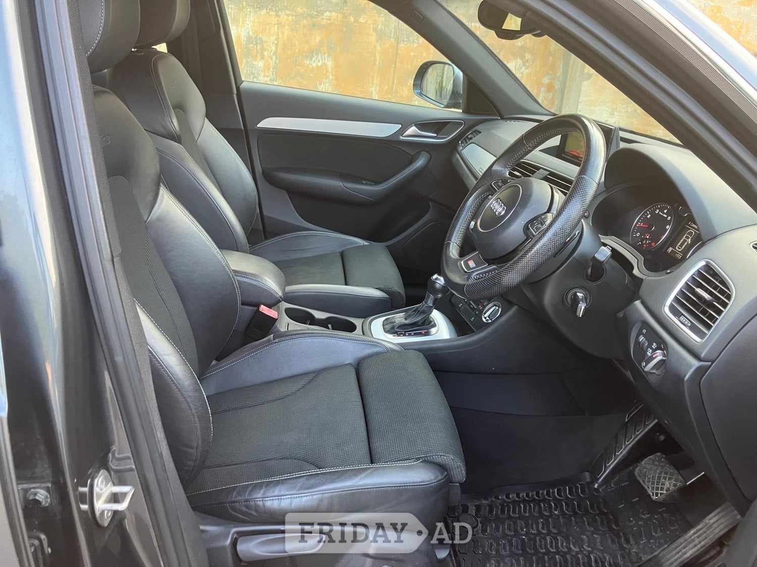 [ berth ]Audi Q3