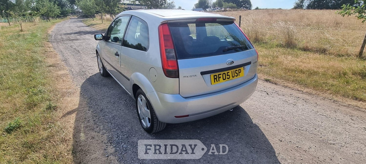 Ford Fiesta 2005 - Cars