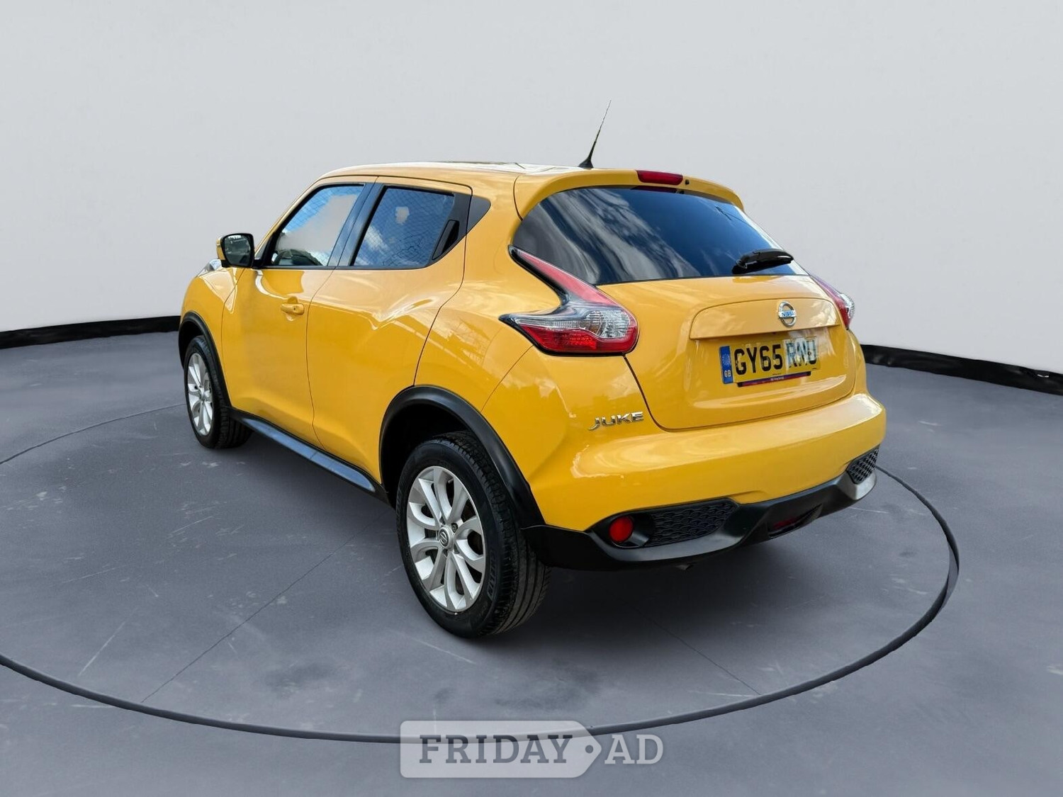 Nissan Juke 2015 - Cars in Ealing