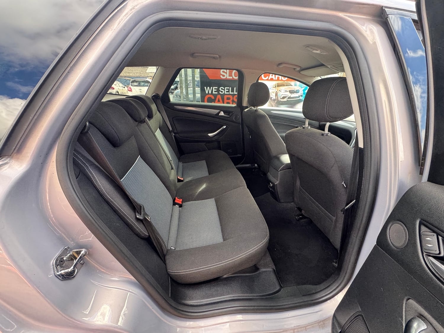 Ford Mondeo 2013 - Cars