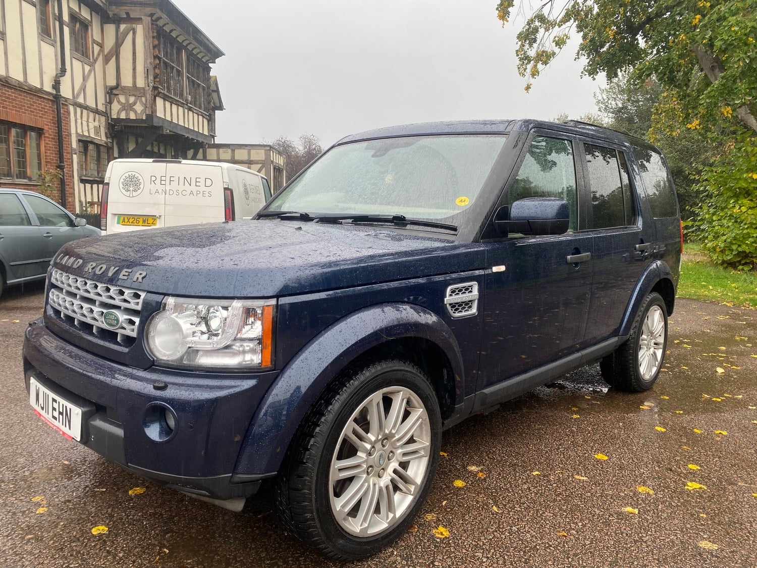 [ berth ]Land Rover Discovery 4