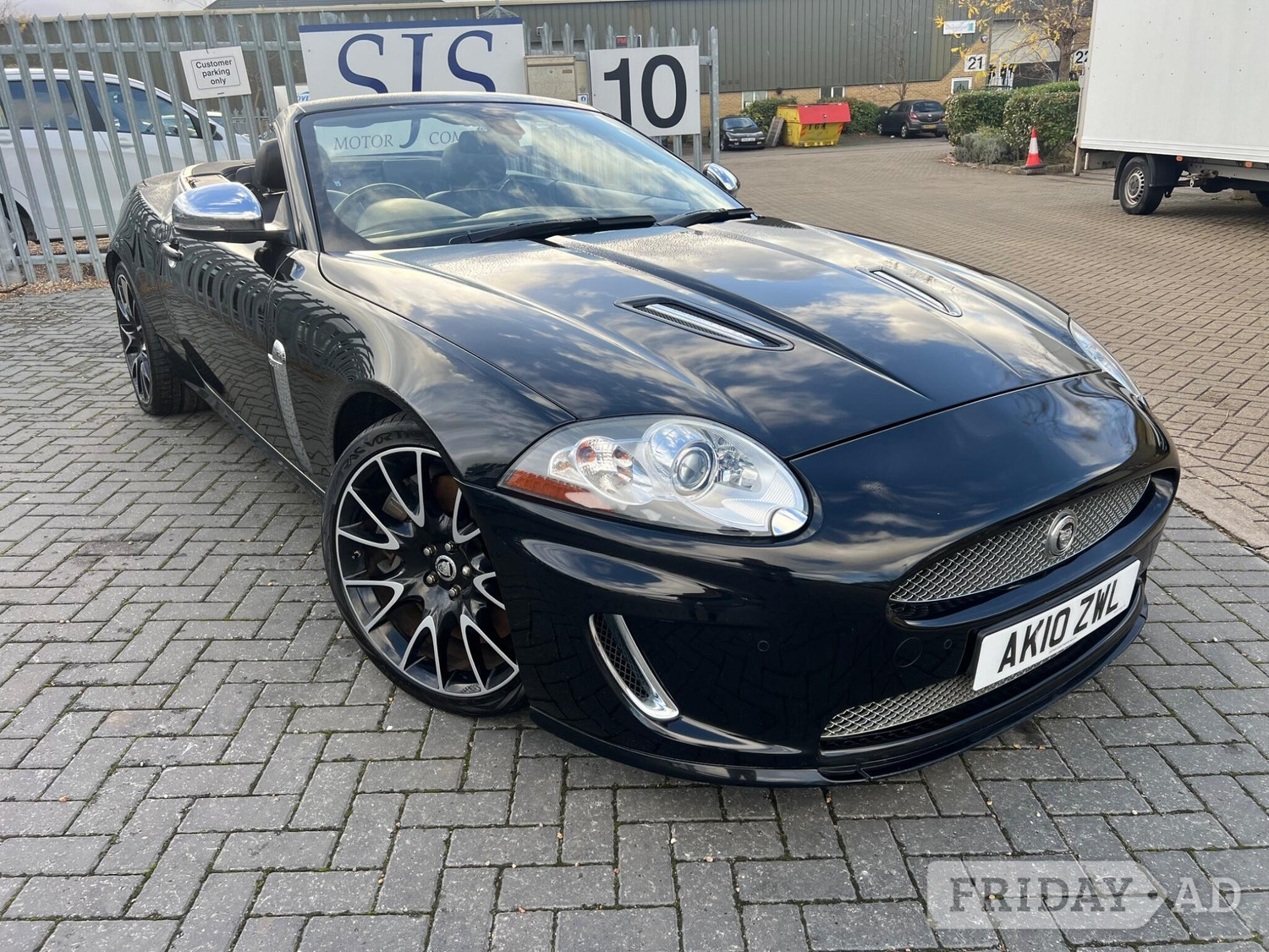 Jaguar XKR 2010 in Gillingham