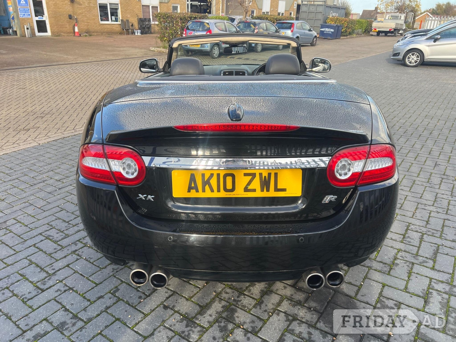 Jaguar XKR 2010 - Cars