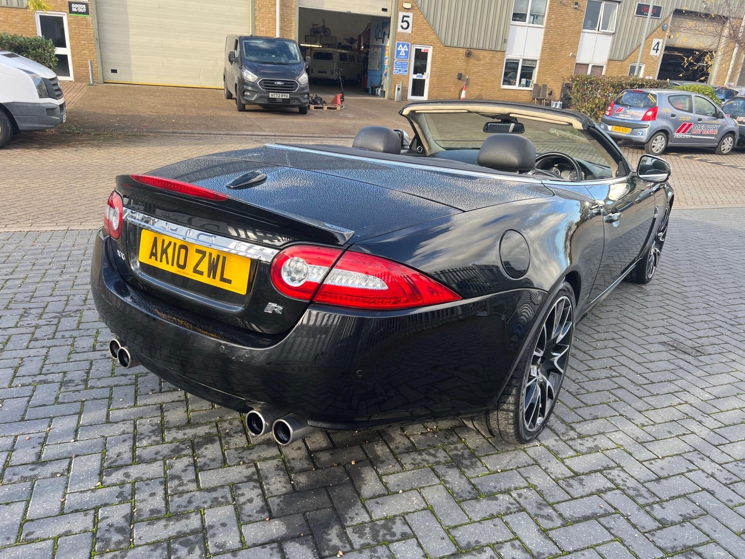Jaguar XKR 2010 - Cars in Gillingham