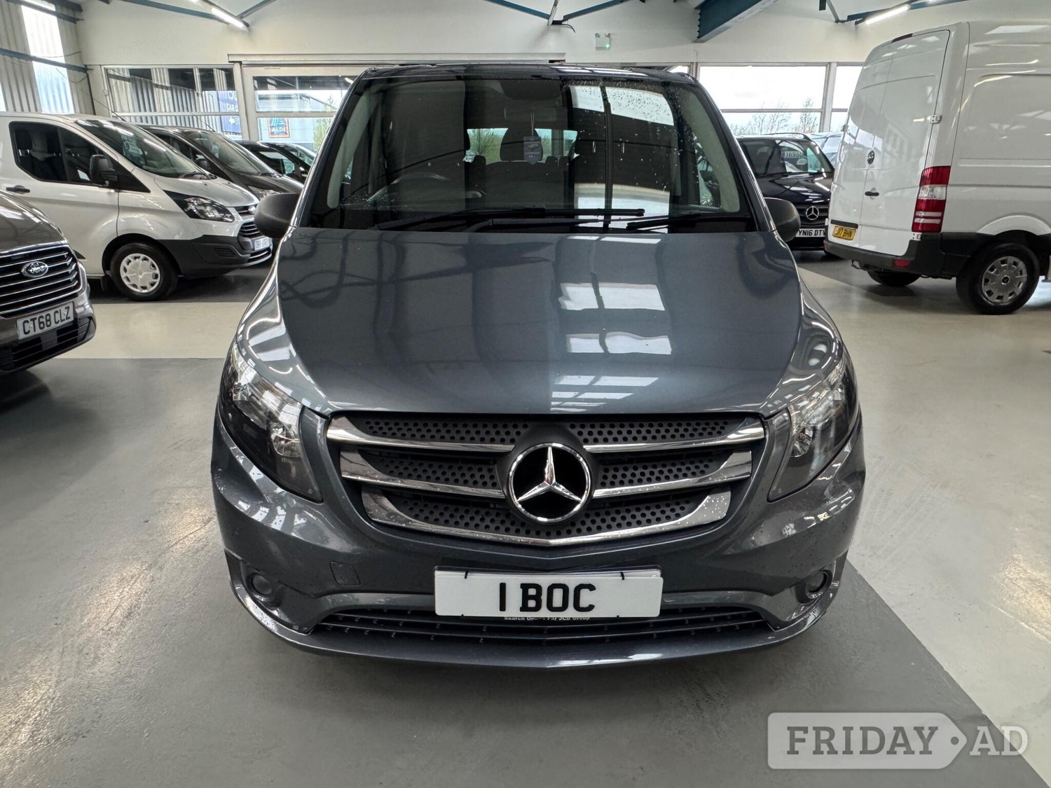 [ berth ]Mercedes-Benz Vito