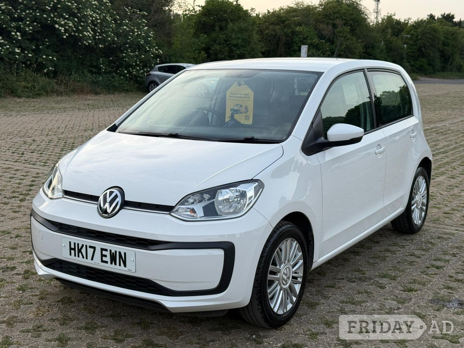 Volkswagen UP! 2017 - Cars